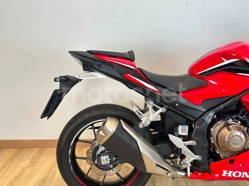 Honda CBR500R - Vista 6
