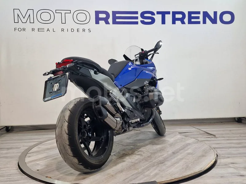 BMW R 1300 RS - Vista 7