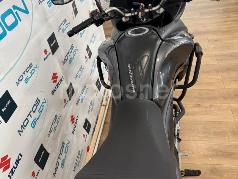 Suzuki V-Strom 650 - Vista 9