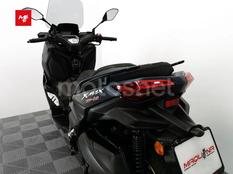 Yamaha XMAX 300 - Vista 19