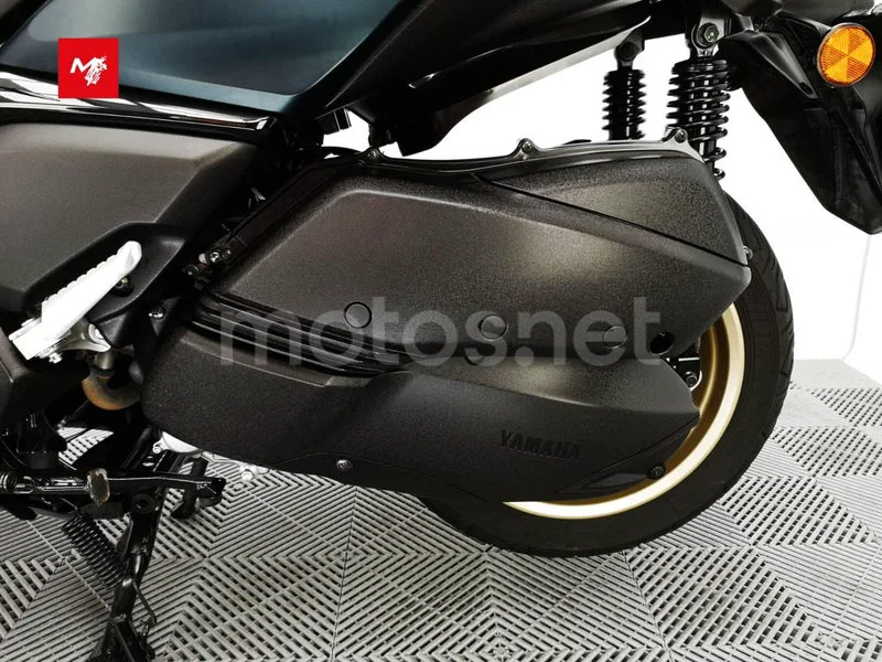 Yamaha XMAX 300 - Vista 20