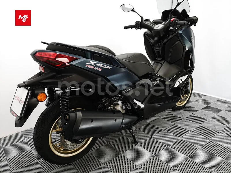 Yamaha XMAX 300 - Vista 4