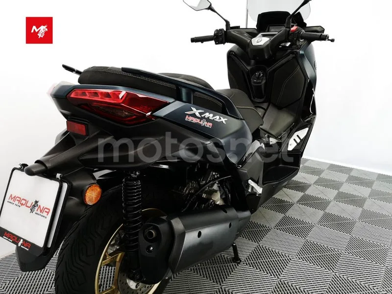 Yamaha XMAX 300 - Vista 5