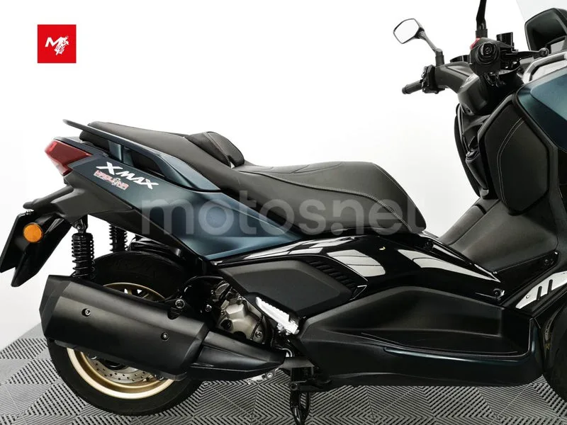 Yamaha XMAX 300 - Vista 7