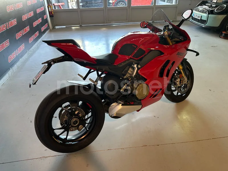 Ducati Panigale V4 - Vista 11