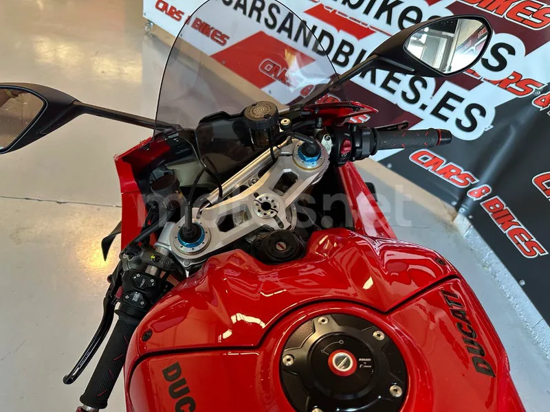 Ducati Panigale V4 - Vista 5