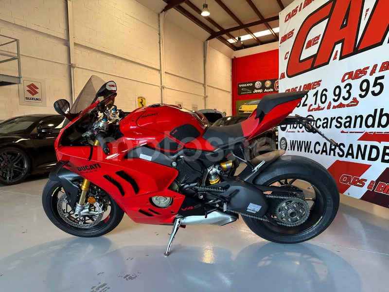Ducati Panigale V4 - Vista 10