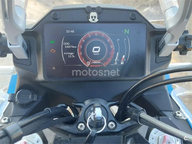 CFMOTO 650MT - Vista 4