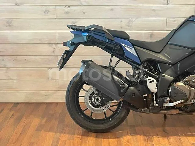 Suzuki V-Strom 1050 - Vista 7
