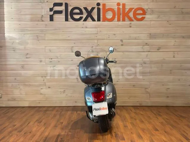 Vespa GTS 125 - Vista 5