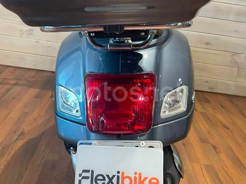 Vespa GTS 125 - Vista 6