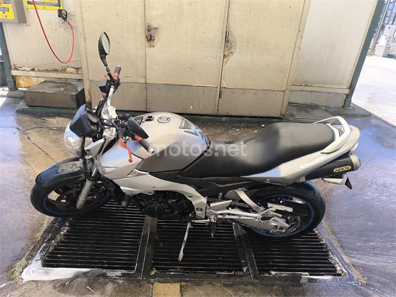 Suzuki GSR600 2500 € 2006 Alicante - 2