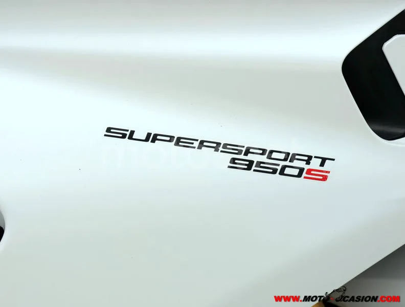 Ducati SuperSport - Vista 9