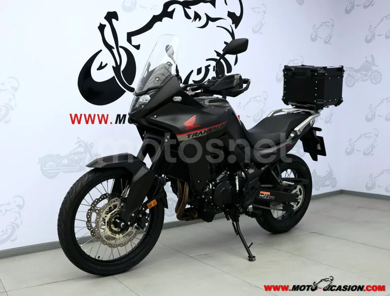 Honda XL750 Transalp - Vista 8
