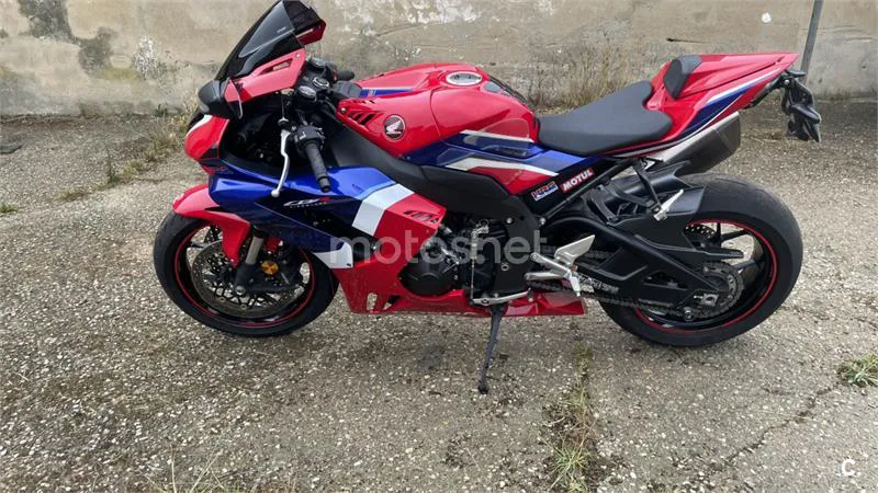 Honda CBR1000RR-R Fireblade - Vista 3