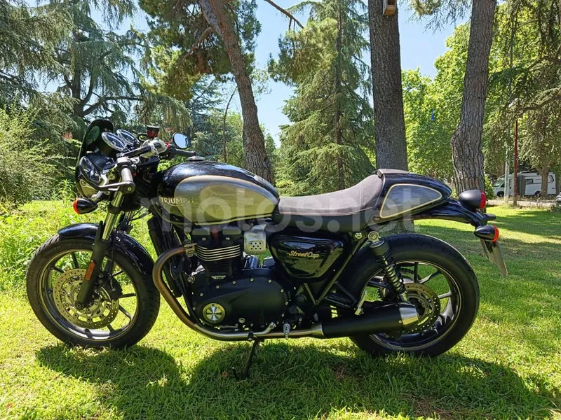 Triumph Street Cup 5800 € 2018 Madrid - 1