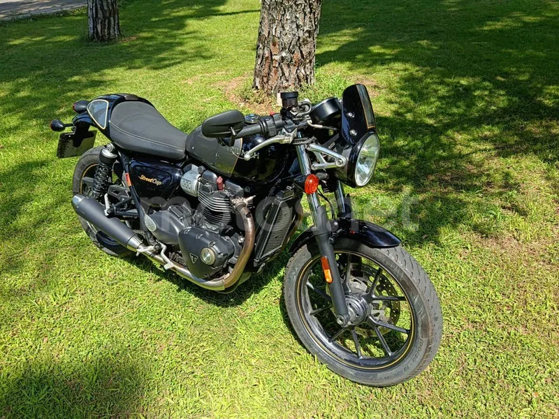 Triumph Street Cup - Vista 13