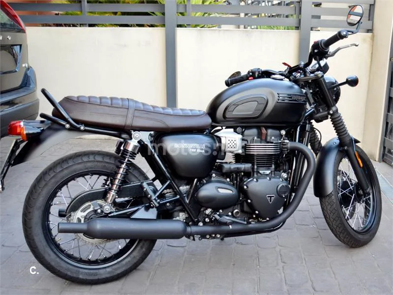 Triumph Bonneville T100 - Vista 3