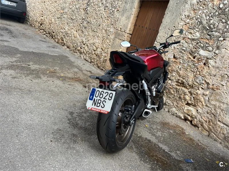 Honda CB650R - Vista 7