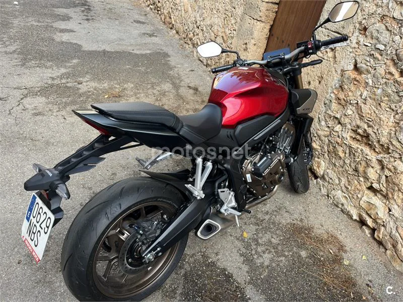 Honda CB650R - Vista 8