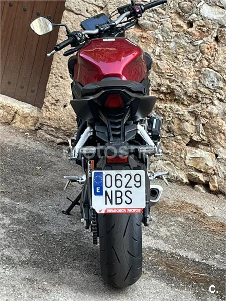 Honda CB650R - Vista 9
