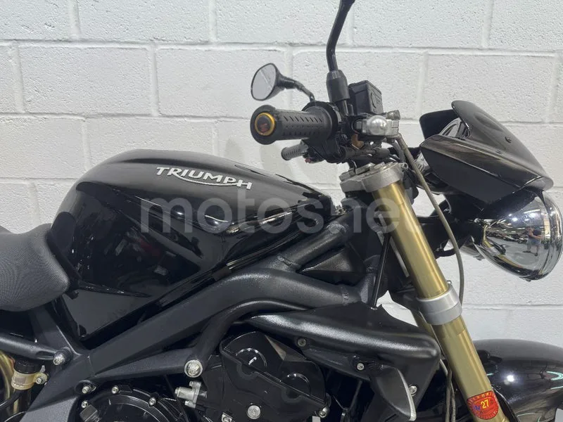Triumph Street Triple - Vista 14