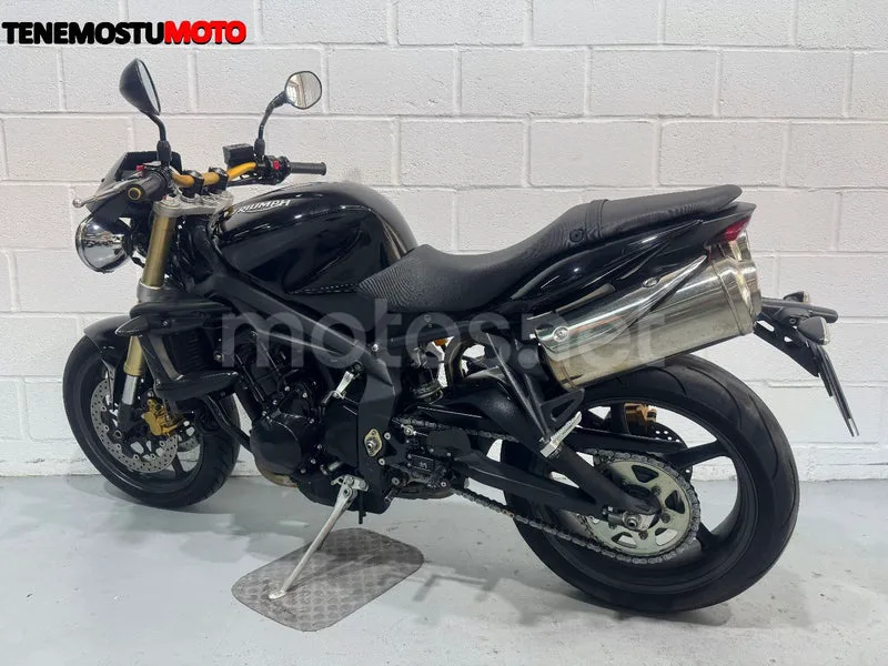 Triumph Street Triple - Vista 6
