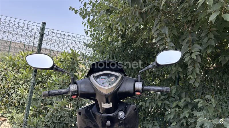 Kymco Agility City 50 - Vista 4