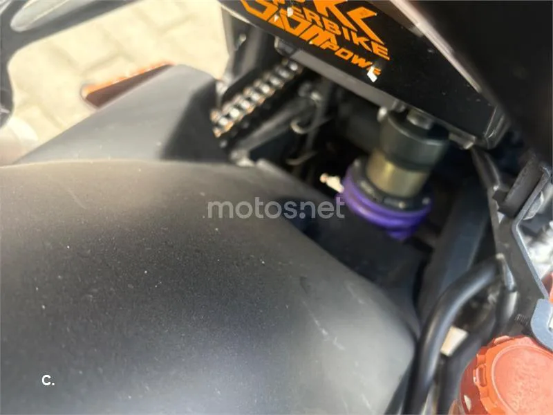 Kawasaki Z1000 - Vista 4