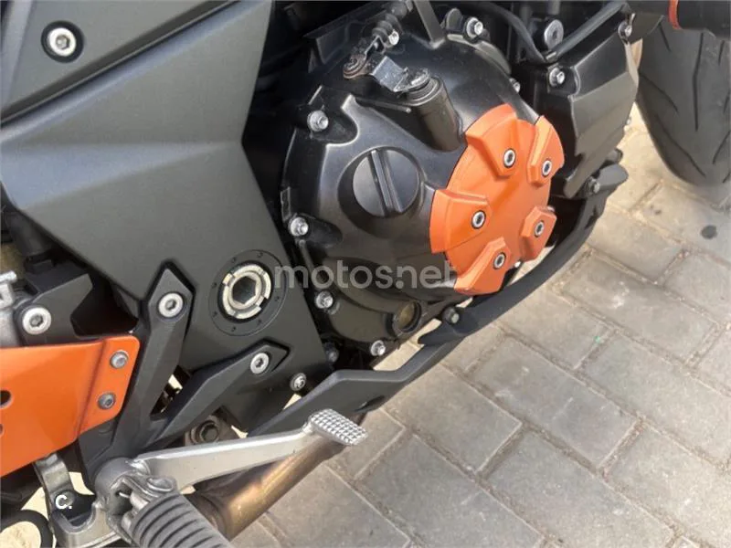 Kawasaki Z1000 - Vista 7
