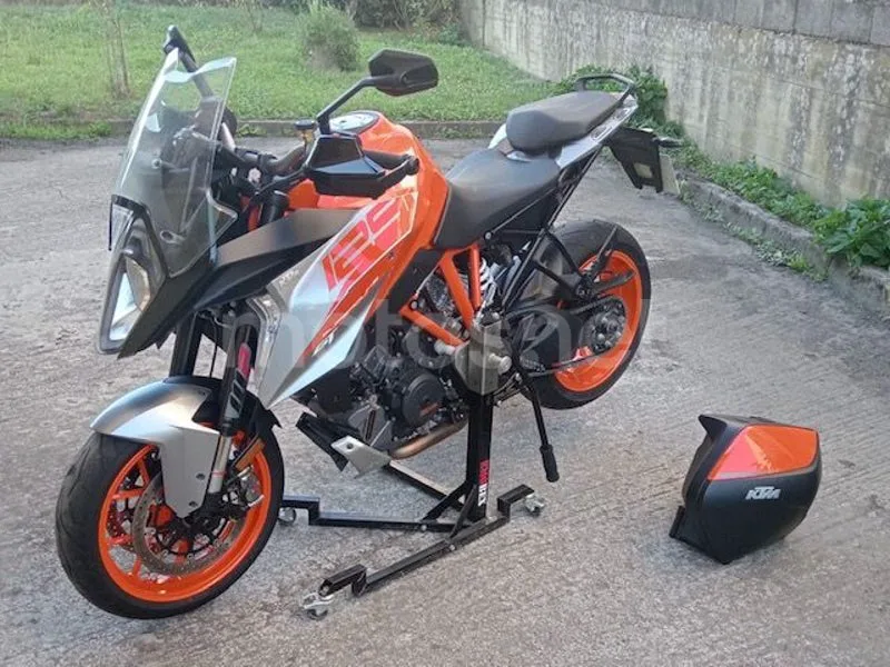 KTM 1290 Super Duke GT 10.500 € 2018 Pontevedra - 1