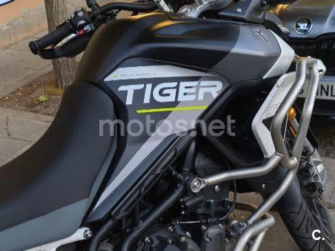 Triumph Tiger 900 - Vista 4