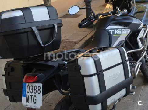 Triumph Tiger 900 - Vista 5