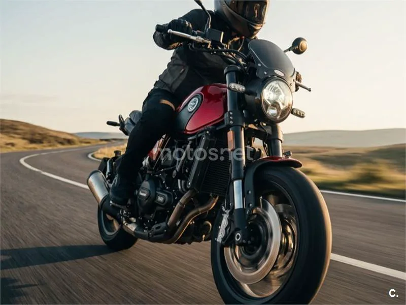 Benelli Leoncino 500 2900 € 2019 Valladolid - 2