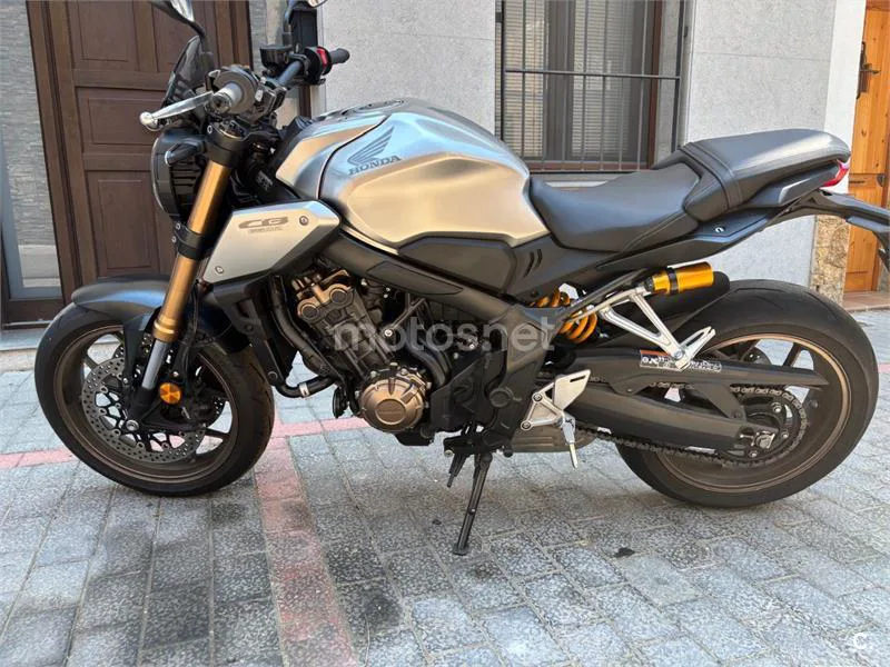 Honda CB650R - Vista 7