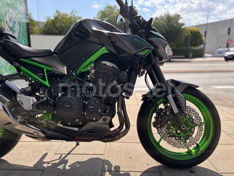 Kawasaki Z900 - Vista 7