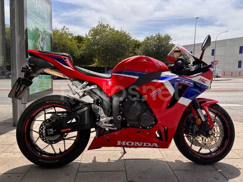 Honda CBR600RR - Vista 6