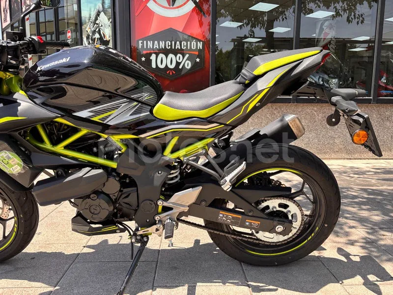 Kawasaki Z125 - Vista 3