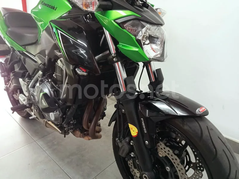 Kawasaki Z650 - Vista 11