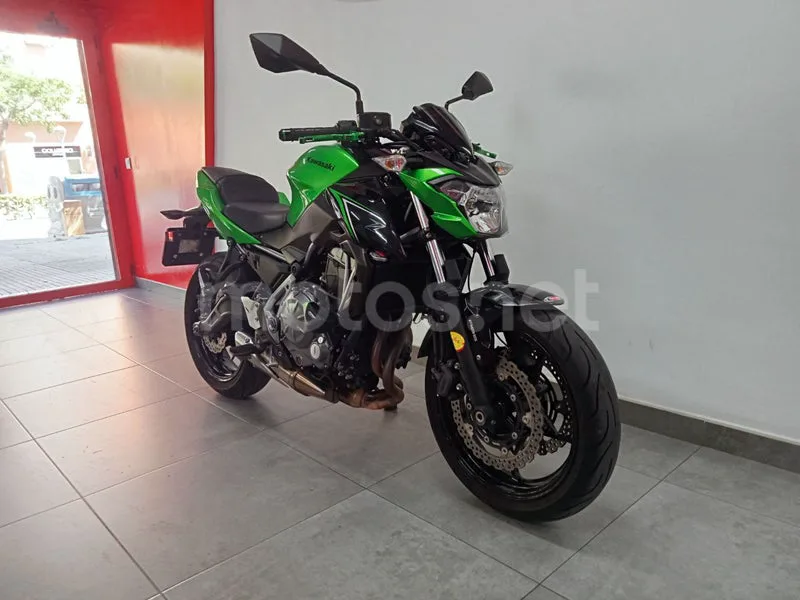 Kawasaki Z650 - Vista 10