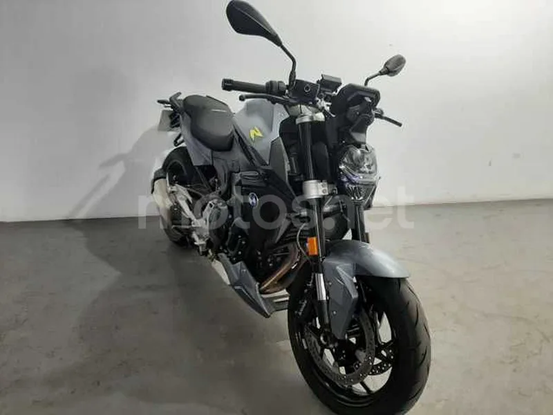 BMW F 900 R - Vista 4