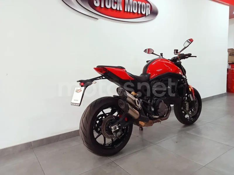 Ducati Monster - Vista 8