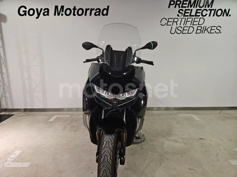 BMW C 400 GT - Vista 3