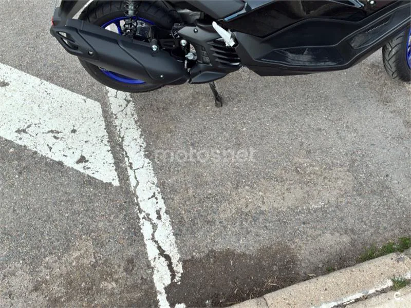 Yamaha NMAX - Vista 5