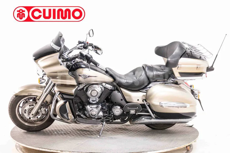 Kawasaki VN1700 Voyager - Vista 15