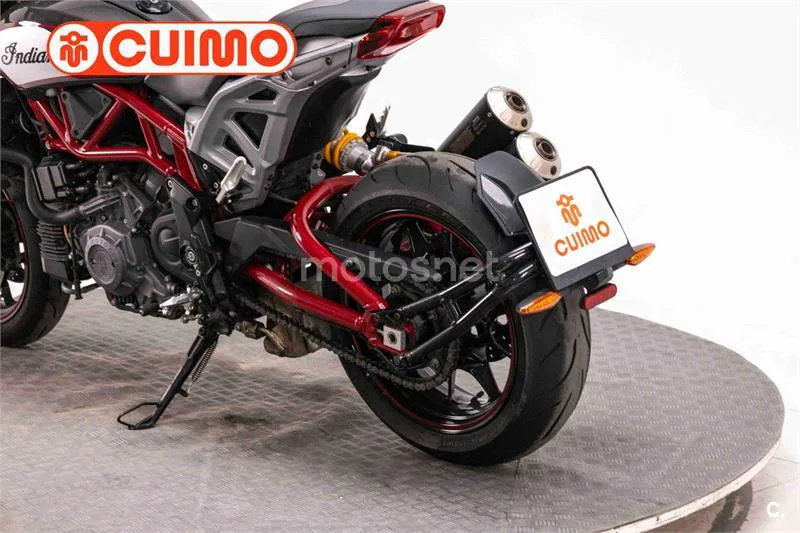 Indian FTR 1200 - Vista 16