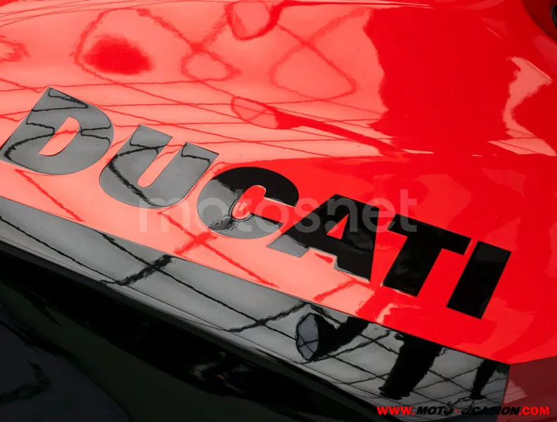 Ducati Monster - Vista 9