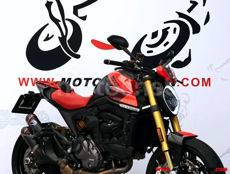 Ducati Monster - Vista 4