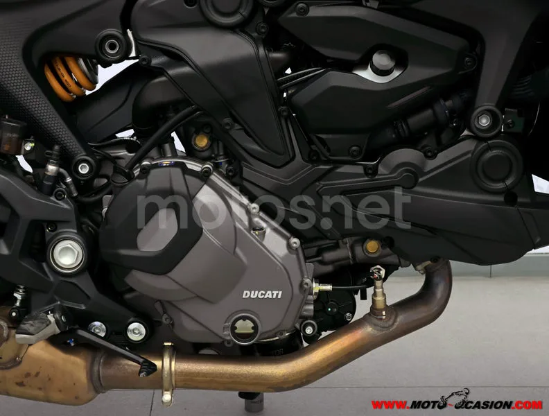 Ducati Monster - Vista 5