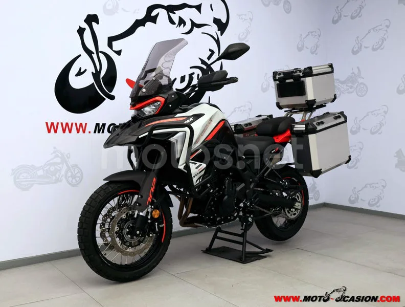 Benelli TRK 702 X - Vista 8